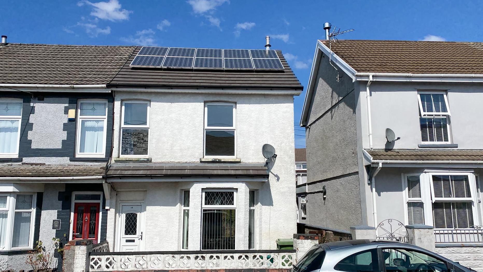 The Avenue, Tonyrefail, Porth, Rhondda Cynon Taff, CF39 8PR
